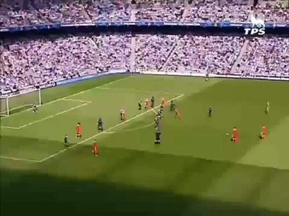 Rápidamente golpeado en el fútbol. 230 kilometros h
