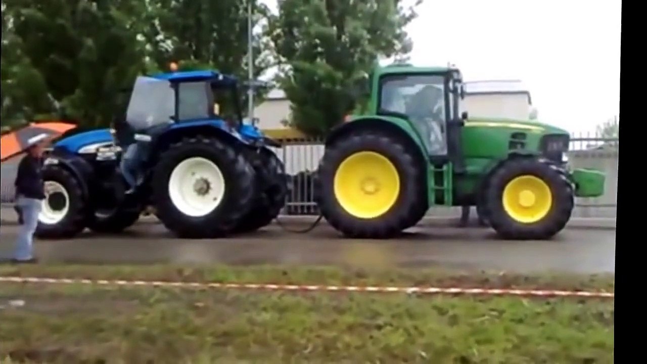 biggest case tractor tug of war, biggest case tractor VS tanks, awesome tractor videos