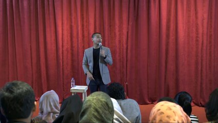 Stand Up Comedy Raditya  - Tentang Cowok dan Cewek
