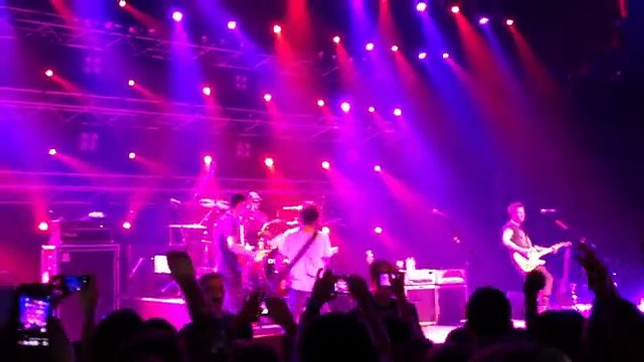 Duman - Yürek | Bostancı Gösteri Merkezi-(En Guncel Oyun Videoları)