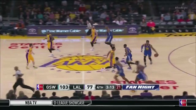 Metta World Peace Misses Easy Layup, Warriors Bench Reacts Warriors vs Lakers Jan 5, 2016 NBA