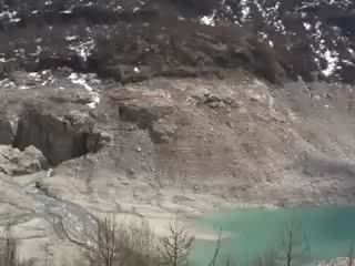 Micro 4000: Rémi & Michel’s Alpine Climb 🏔️