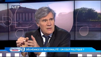Le Foll (PS) : "Peut-on rester Français quand on tue des Français et qu'on prend les armes contre la France ? Non !"