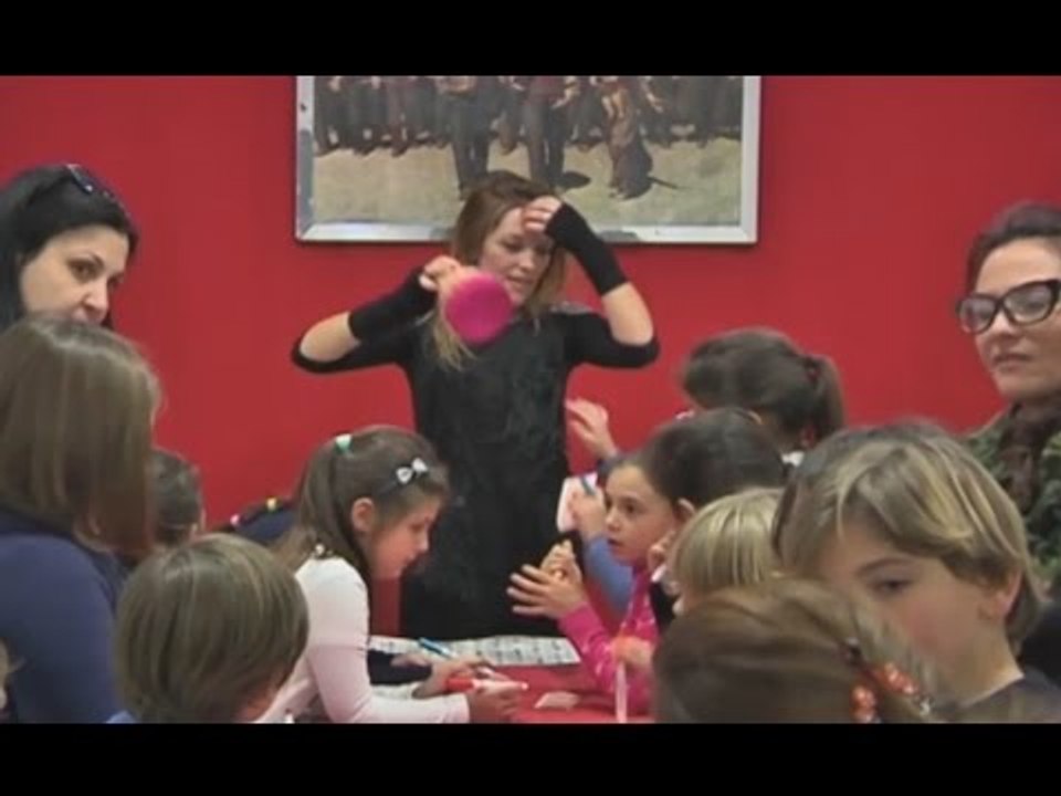 Napoli - Tombolata di solidarietà per i bimbi del Santobono (21.12.15)