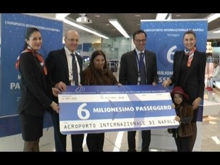Napoli - Aeroporto, premiato il seimilionesimo passeggero (21.12.15)