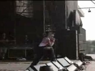 Mudvayne - Dig (OzzFest)