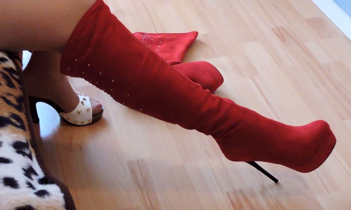 New red boots