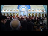 Tiranë, Qindra besimtarë ortodoksë festojnë Ditën e Ujit të Bekuar- Ora News- Lajmi i fundit-