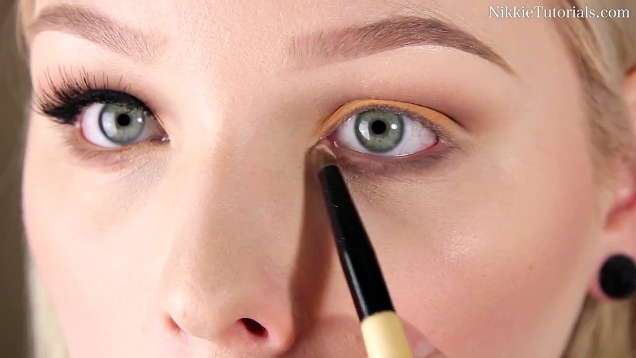 Fancy Some Eyeliner: Triangle it Up! - Makeup Tutorial
