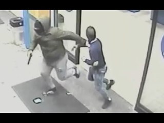 Palermo - Rapine violente, fermati tre giovani dello Zen (15.12.15)