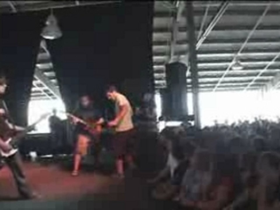 The Red Chord - Dreaming in dog years (Hellfest 2002)