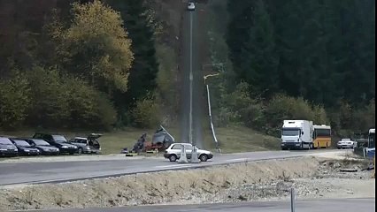 200 Km Hızla Yokuş Aşağı İnen Araç Kaza Yaparsa.. Yok Böyle