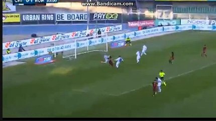Sadiq Umar Great Chance to Score | Chievo vs AS Roma 06.01.2016 HD