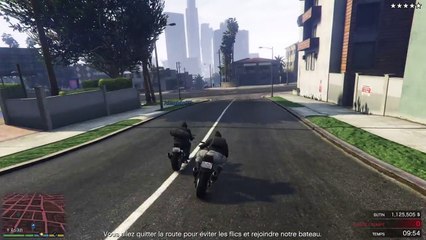 Grand Theft Auto V cascade moto et chute helico