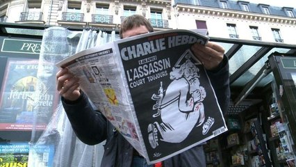 Un an après l'attaque, Charlie Hebdo démarre doucement en kiosque