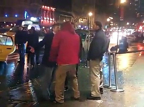 Drunk guy VS strong bouncer... Crazy guy