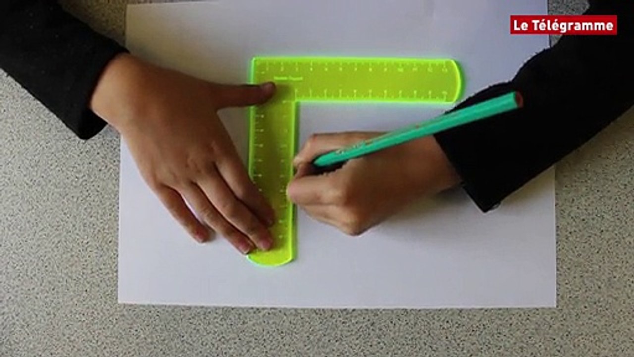 Saint-Brieuc. Le prof de maths invente une équerre plus facile - Vidéo ...