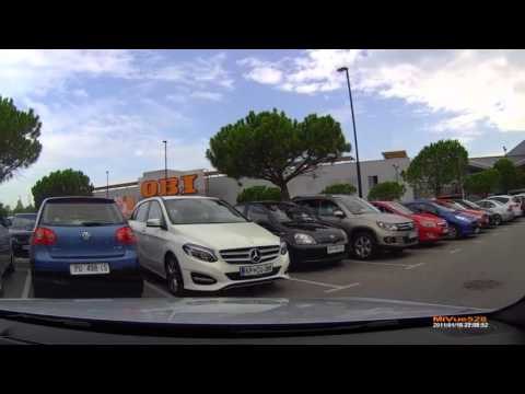 Водитель устроил массовое ДТП в Москве, разогнавшись на мокрой дороге