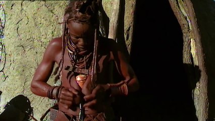Red skinned women (Himba tribe - Namibia)