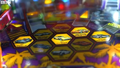 reporter breaks 'world's safest drone' - BBC News