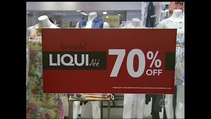 Lojistas oferecem descontos generosos para tentar recuperar o prejuízo de 2015