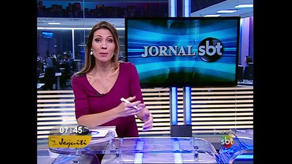 Avião decola com porta aberta e é obrigado a pousar