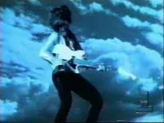 Paula abdul "she works hard for the money" clip