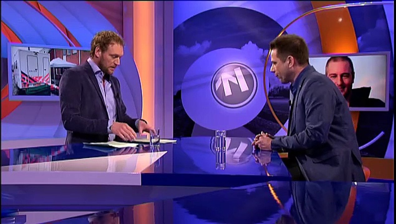 Politie vindt lichaam in tuin in Kloosterburen, man en vrouw aangehouden - RTV Noord