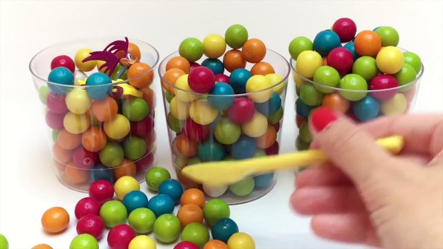 Arc-en-ciel Gumball Surprise Jouets Gumball Machine de Peppa Pig Jouets Macha et LOurs Jouets