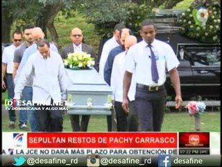Entre llantos y aplausos sepultaron los restos de Pachy Carrasco