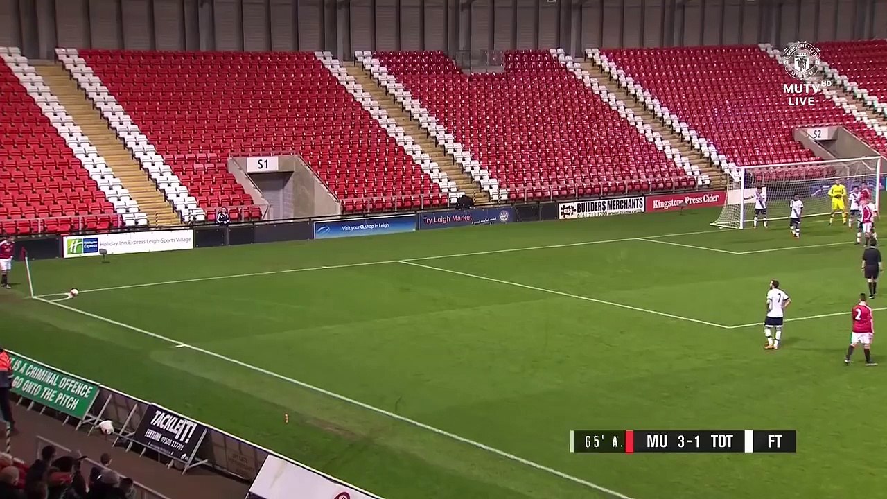 Andreas Pereira Amazing Direct Corner Kick Goal - Manchester United U21 vs Tottenham U21 04.01.2016