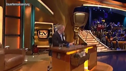 Joko und Klaas stellen Circus Halligalli vor! - TV total