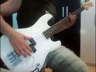 Queensryche-Queen Of The Reich Bass Cover