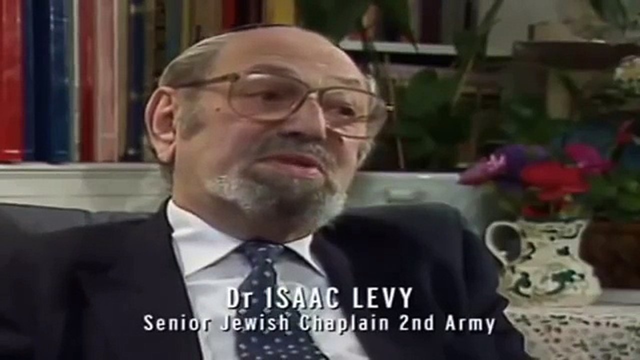 Belsen Concentration Camps Liberation (1945) WARNING: DISTRESSING FOOTAGE