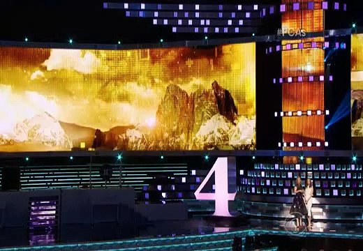 Dakota Johnson wins Favorite Dramatic Movie Actress People's Choice Awards 2016