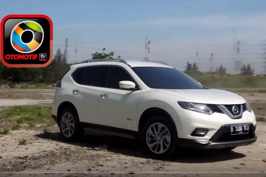 Nissan X-trail Hybrid - Test Drive - Lebih Mahal Rp 17 jutaan, Ini Perbedaannya