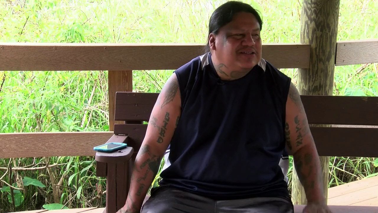 Combattre les alligators à main nue, une tradition qui se perd