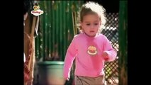 BabyTV Oliver in a chicken coop (english)