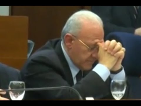 Campania - Il Consiglio regionale approva il bilancio (23.12.15)