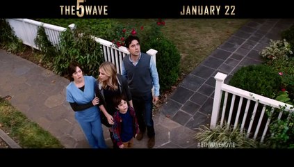 The 5th Wave TV Spot - Fight Back (2016) Chloe Moretz, Nick Robinson
