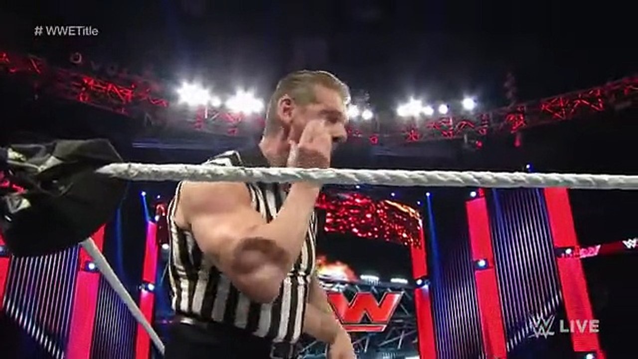 Reigns vs. Sheamus - Mr. McMahon Guest Ref. for WWE World Heavyweight Title- Raw, Jan. 4, 2015