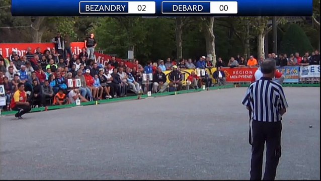 Mondial à pétanque de Millau 2015 : Demi-finale Bezandry vs Debard suivie de HUREAU vs LAHATRA (Madagascar)
