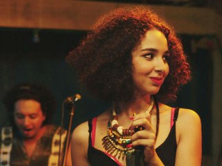 À peine j'ouvre les yeux: Trailer HD VO st fr