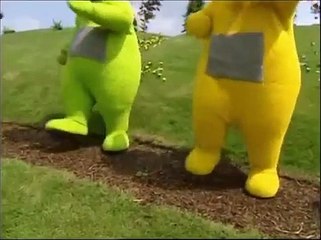 Crystal Castles - Cry Babies [video]