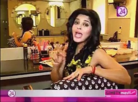 Meri Aashiqui Tum Se Hi th January 2016 Nirbhay ko Badnaam kar ne ke liye RV ne Shaadi ki Laalach de Kar Bhagaya Naina k