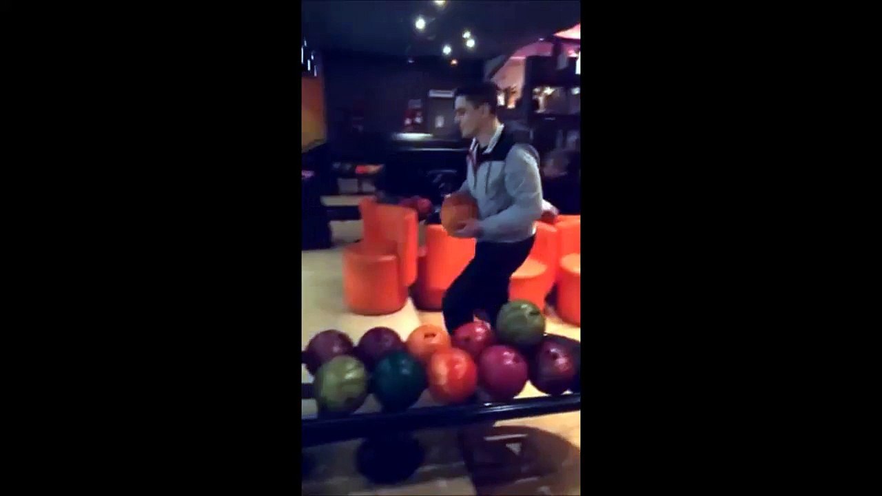 Une partie de bowling qui ... decolle !