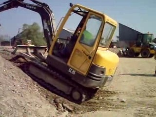 Minipelle monter le talus !