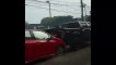 Un conducteur thaïlandais fonce dans une voiture et accuse l'autre chauffeur...
