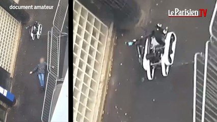 Les images du robot démineur s'approchant du corps de l'assaillant de Barbès