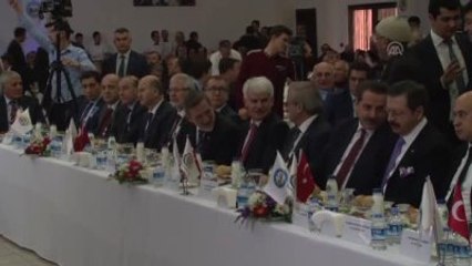 Bakan Çelik: "Süt Üreticisini Destekleme Kararını İlk Kez Alıyoruz"